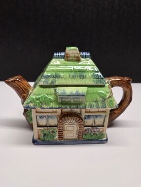 Small Whimsical Teapot Vintage Cottagecore Made In Occupied Japan